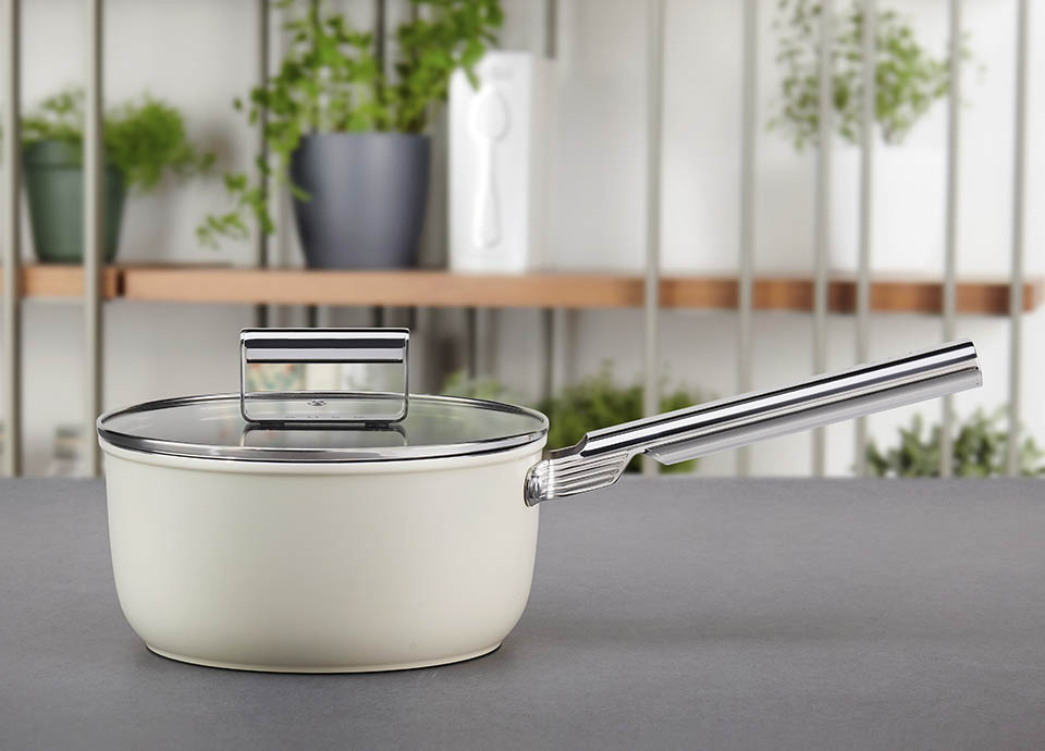 Smeg Cookware Saucepan Retro Smeg UK