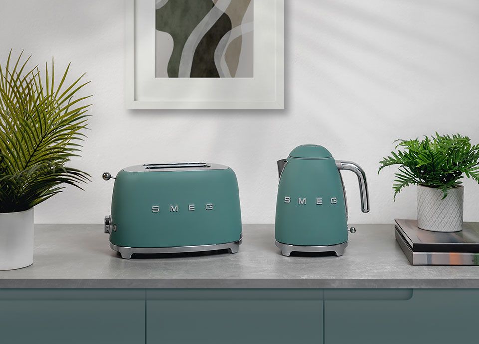 Smeg kettle and toaster set best price outlet